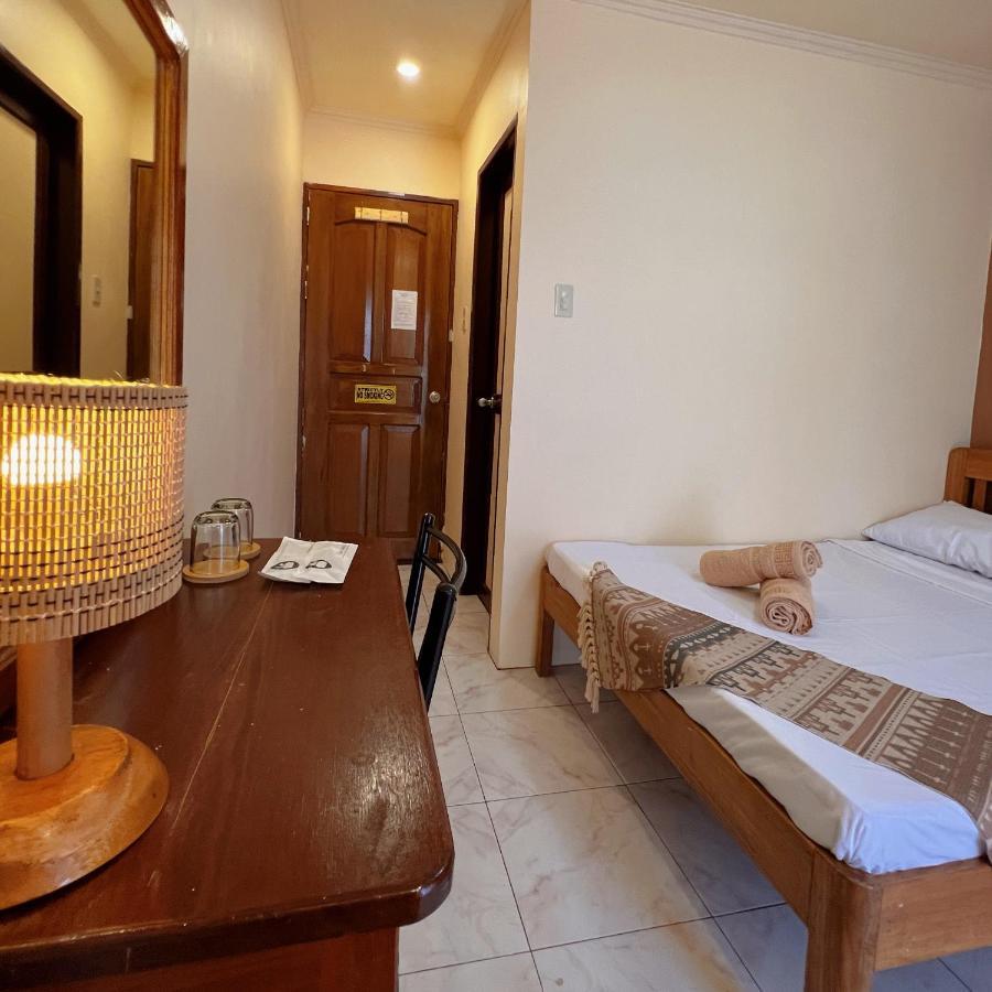 Balayong Pension Puerto Princesa Екстер'єр фото