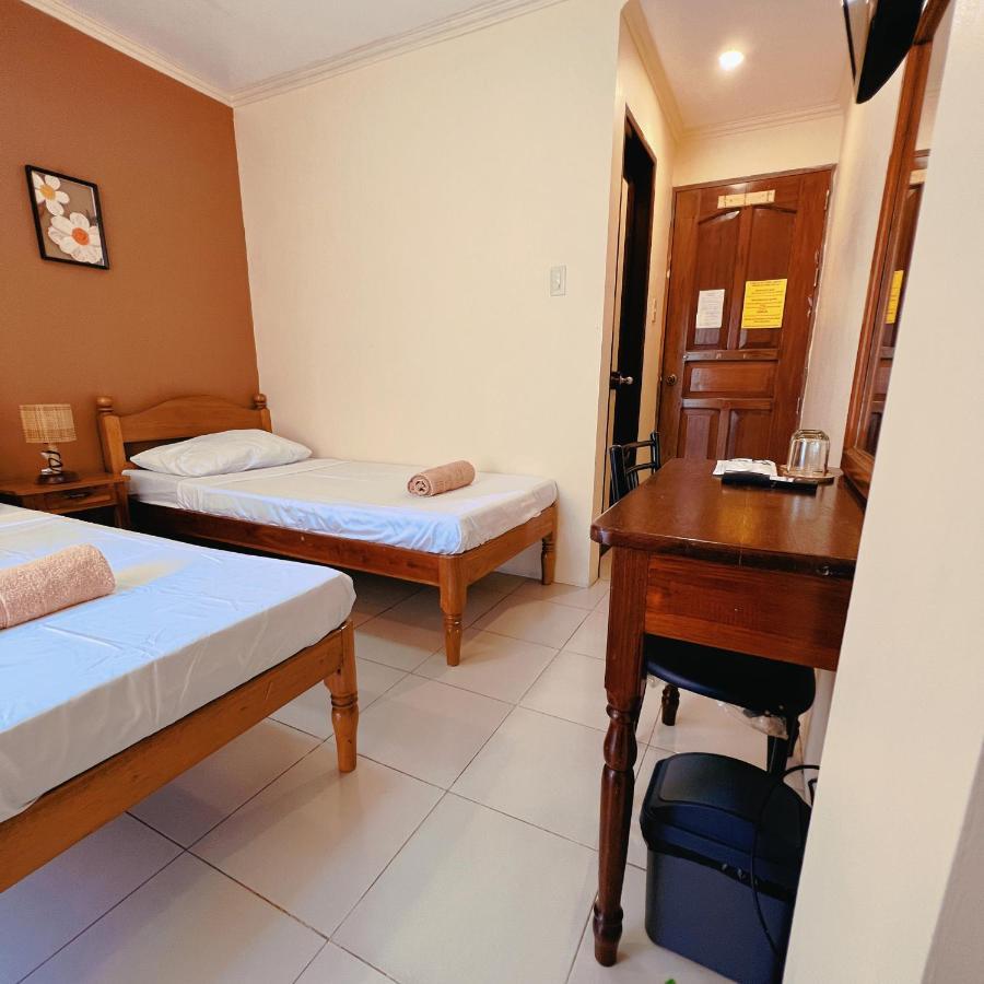 Balayong Pension Puerto Princesa Екстер'єр фото