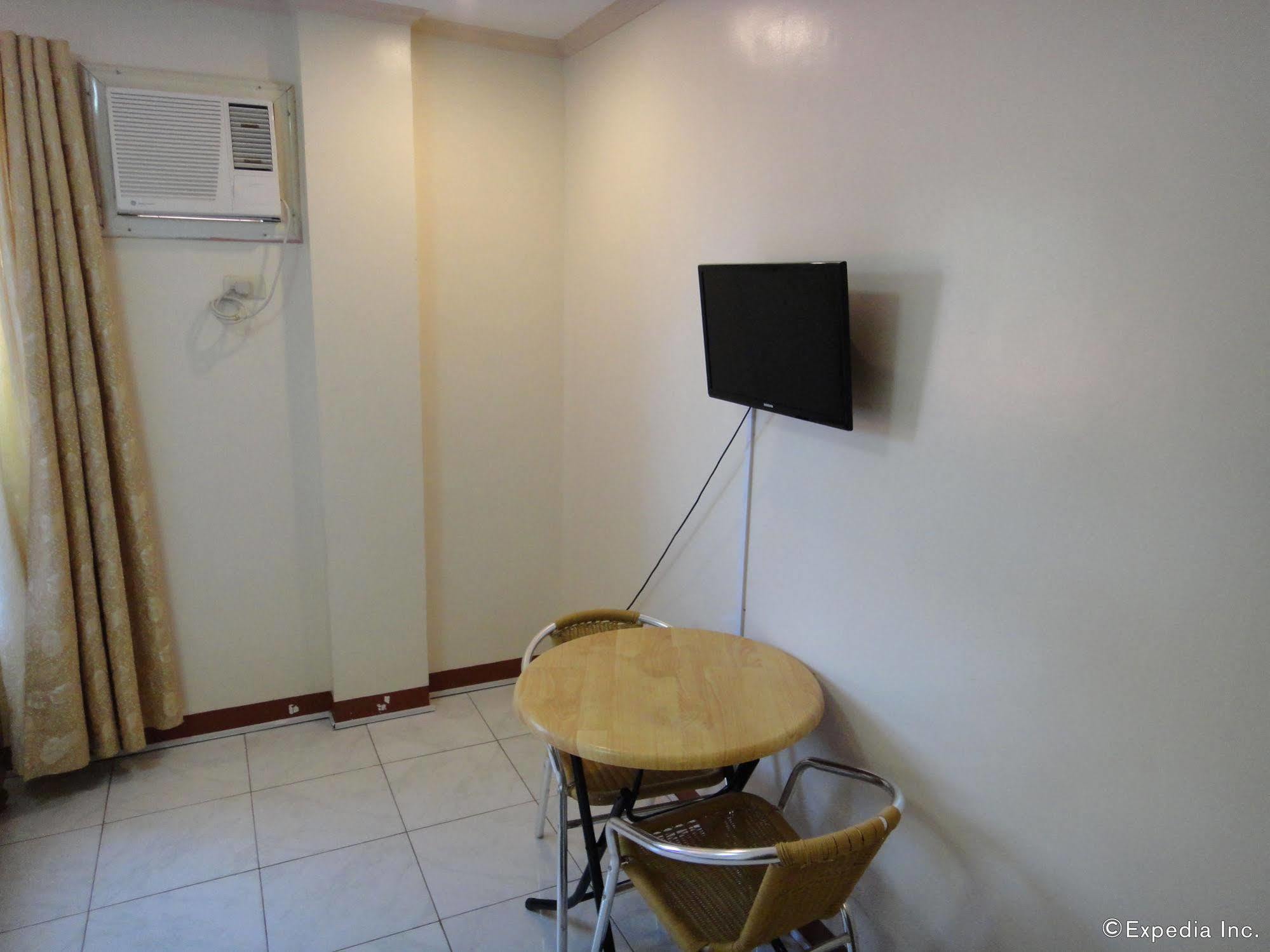 Balayong Pension Puerto Princesa Екстер'єр фото